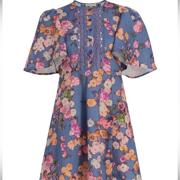 Bytimo Dresses & Skirts - Bytimo blue floral dress with flutter sleeves size S